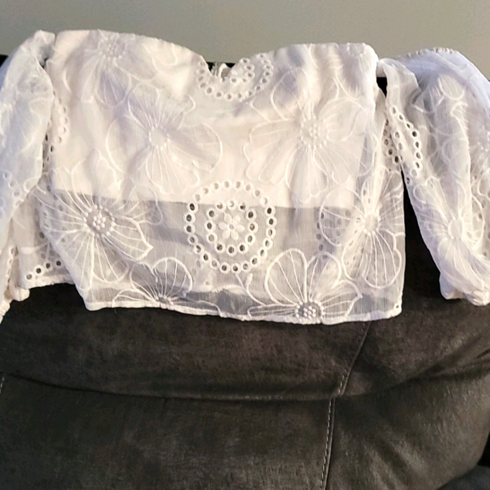 Guess Top